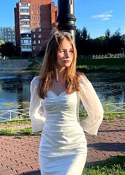 Lizi Arms